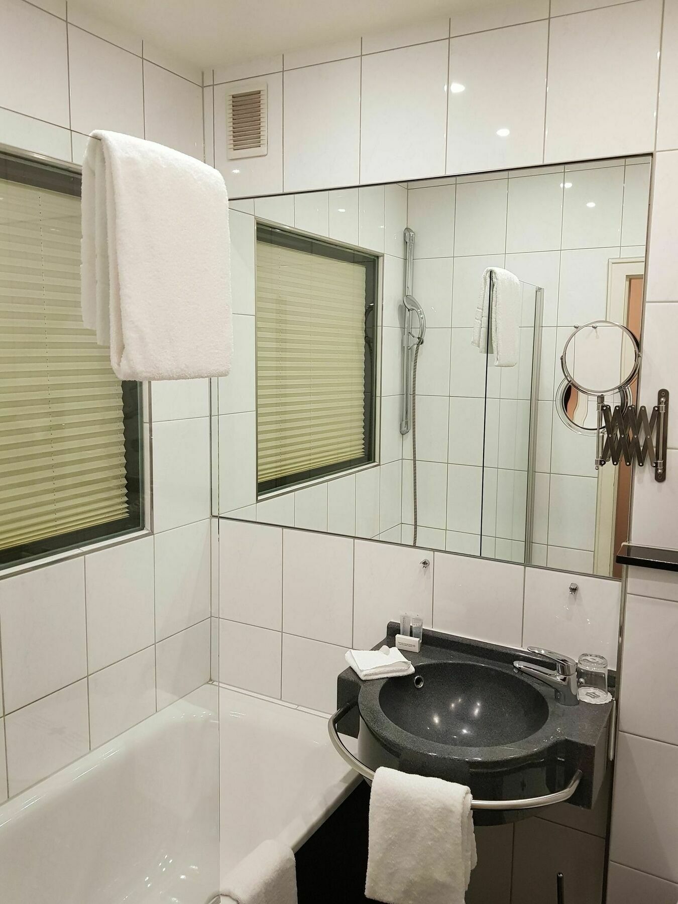 Boardinghouse Duesseldorf Lejlighed Eksteriør billede